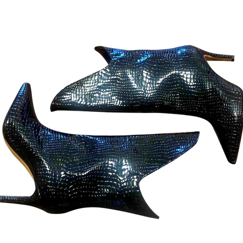 Ankle boots purchased in Italy** Super Sleek
